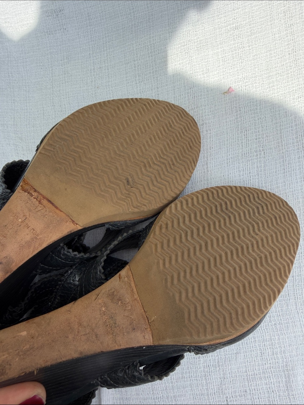 Balenciaga Leather Ankle Strap Wedge Sandals.size 37 1/2 - Picture 12 of 17